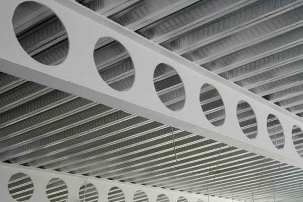 Passive fire protection solutions for structural steel, including intumescent coatings and cementitious fireproofing for buildings in Saudi Arabia